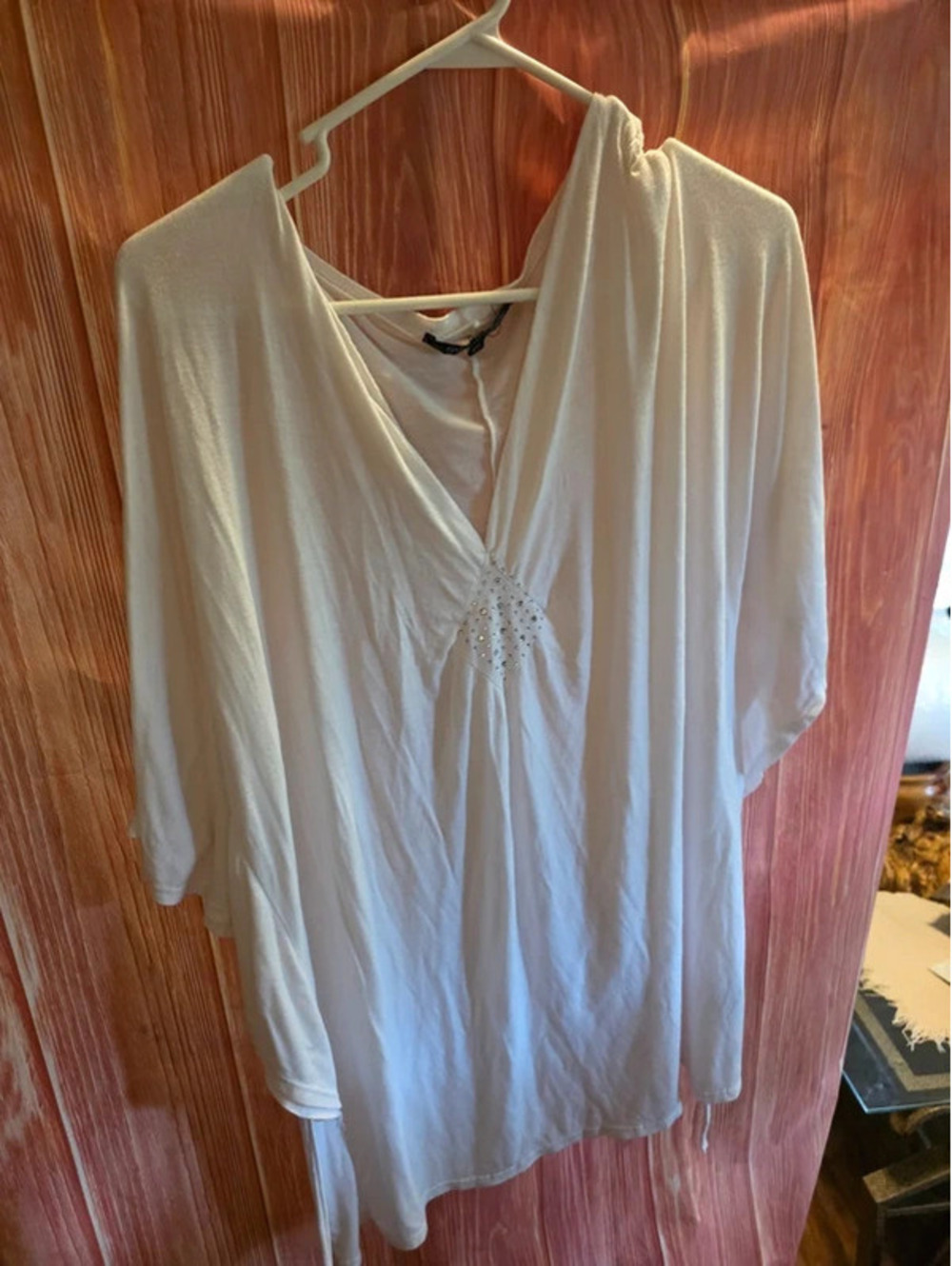 Sugar Dolls Plus Size 2XL White Rhinestone V-Neck Tunic Top Kimono Sleeve
